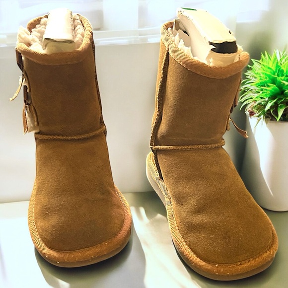 Koolaburra By UGG Kid’s Victoria Short Boots - Picture 2 of 16